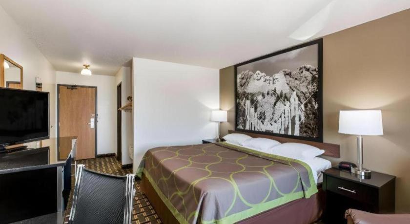 Super 8 By Wyndham Wayne Hotell Exteriör bild